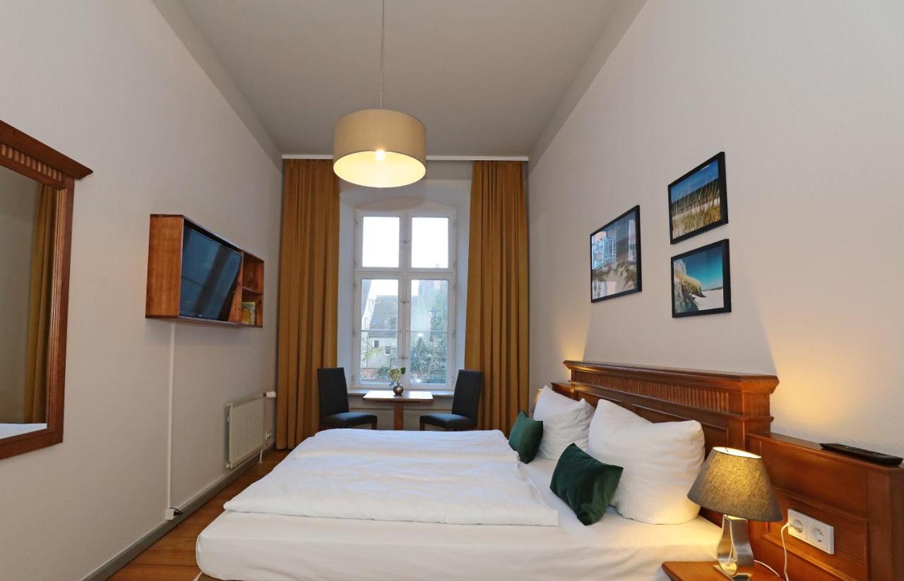 Aparthotel Markt Fuffzehn Stralsund Exterior foto